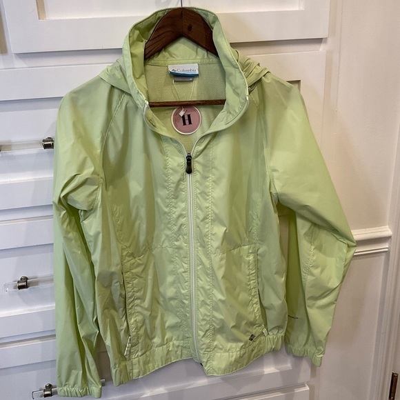 Columbia zip up lightweight windbreaker with hood - Picture 3 of 7